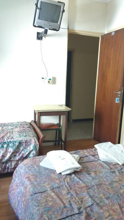 Hotel Lyon Mar del Plata Eksteriør bilde